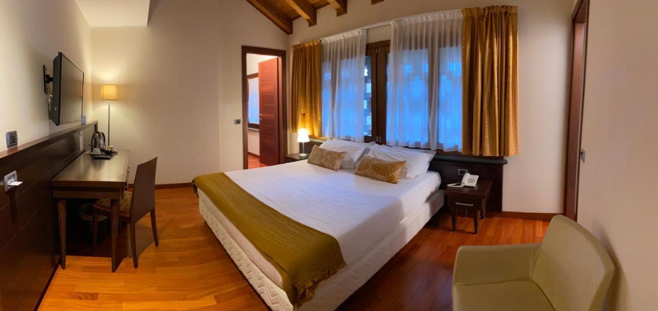 Country Hotel Castelbarco Vaprio d'Adda Luaran gambar
