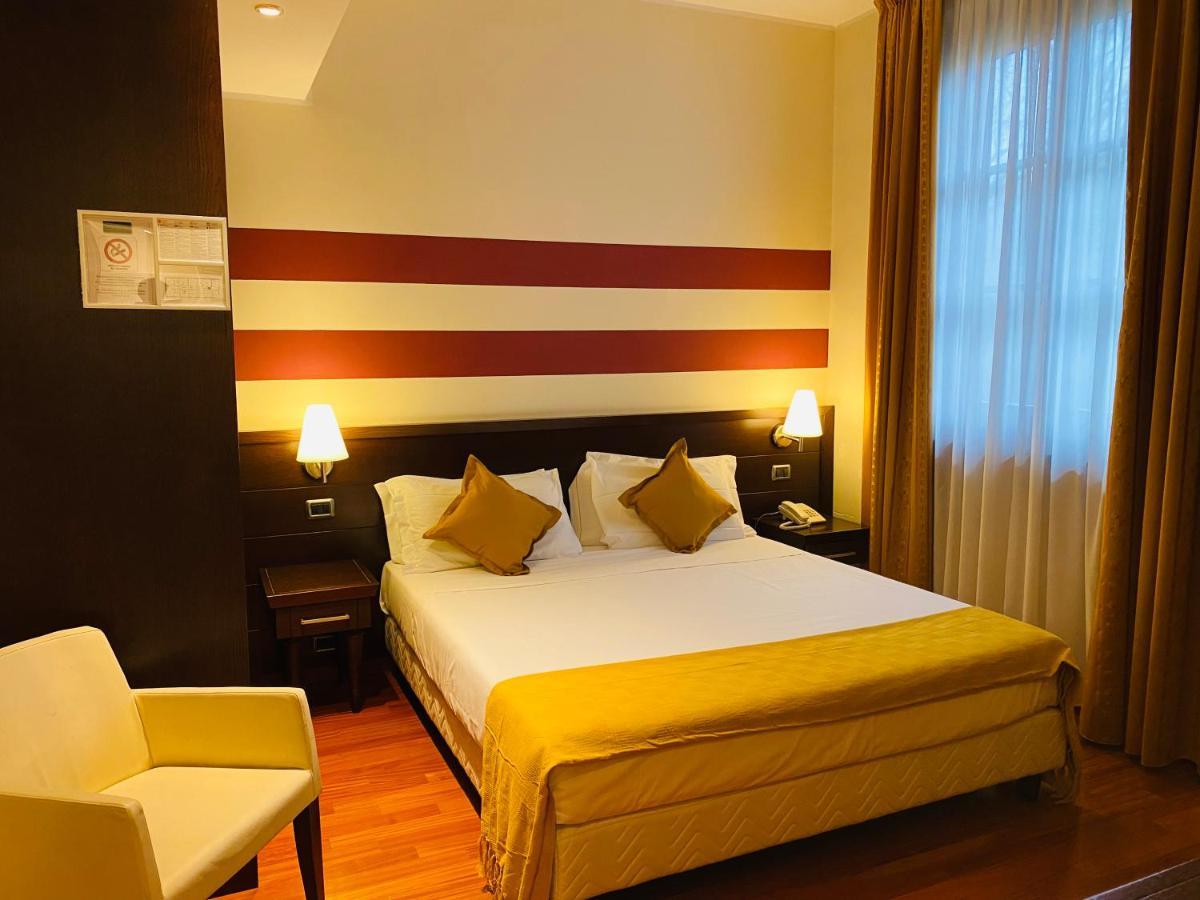 Country Hotel Castelbarco Vaprio d'Adda Luaran gambar