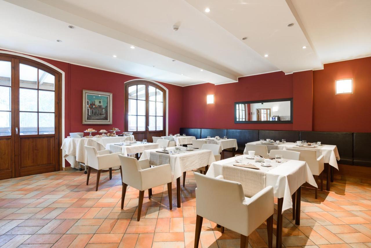 Country Hotel Castelbarco Vaprio d'Adda Luaran gambar