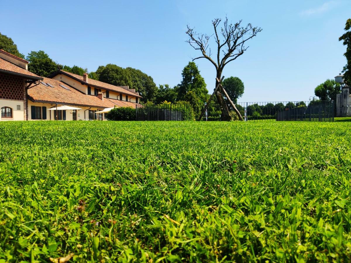 Country Hotel Castelbarco Vaprio d'Adda Luaran gambar